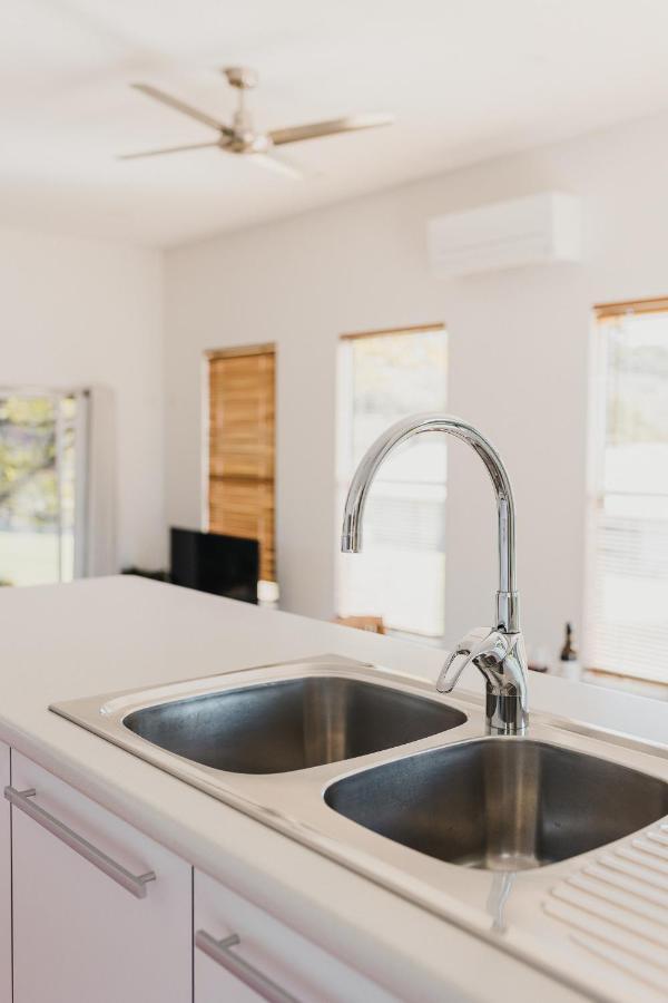 Appartamento S T U D I O 22 Peaceful Retreat With Garden Views Port Lincoln Esterno foto